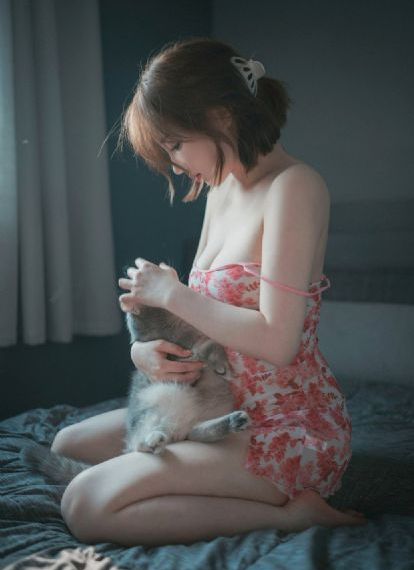 国产乱码一天三四区a∨_超清高清迅雷在线观看