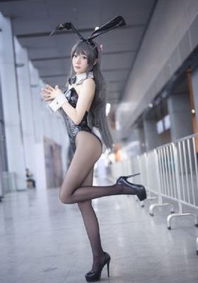 欧美衣帽架_高清免费观看